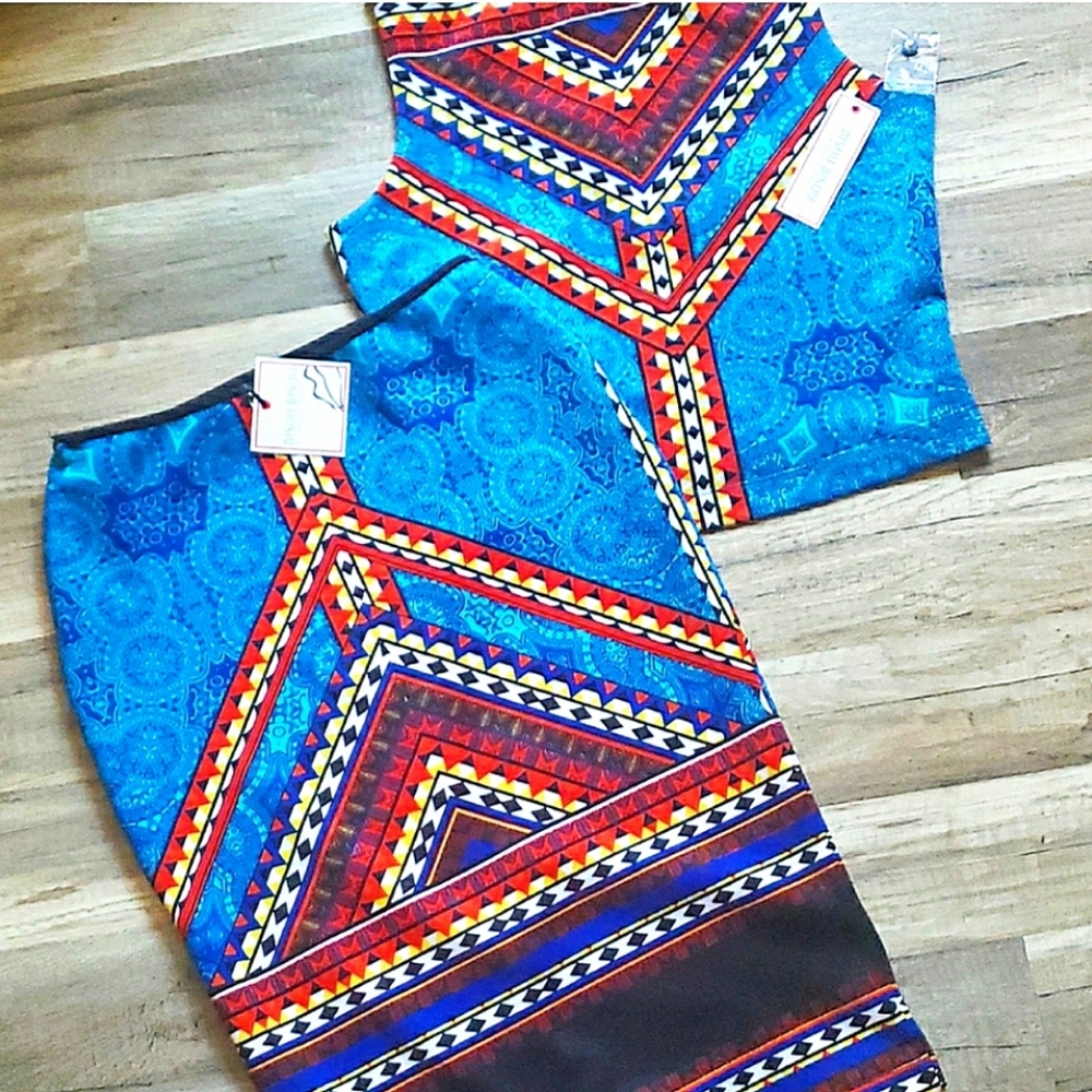 Bisou Bisou blue set 2 pieces top & skirt
